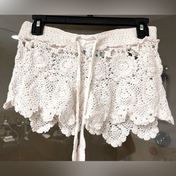 Letarte Crochet Short white small - Picture 2 of 5